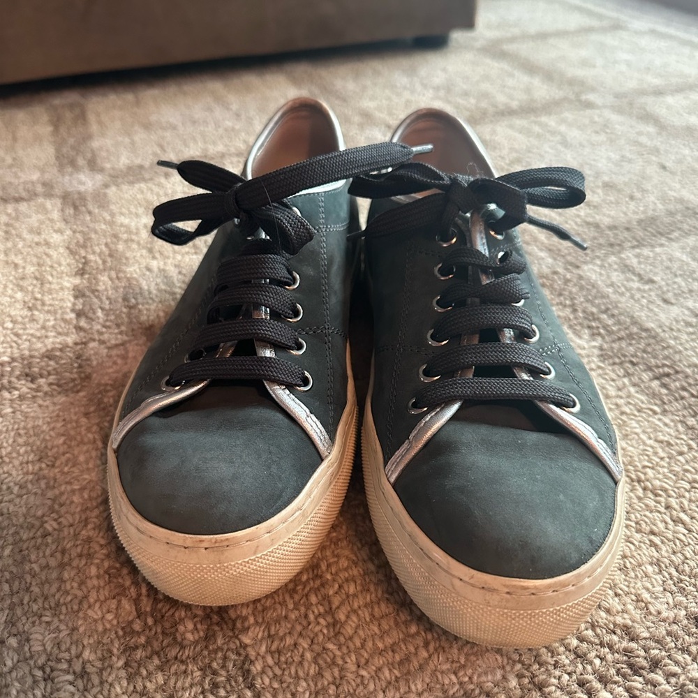 TOD'S WOMEN SNEAKER NUBUCK SUEDE SHOES
